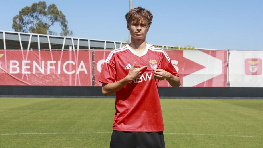 Kristupas Liutvinas assina pelo Benfica