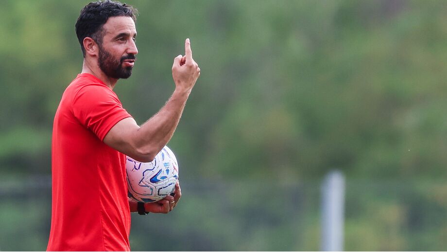 Ruben Amorim procura levar o Milan de volta ao topo do futebol italiano