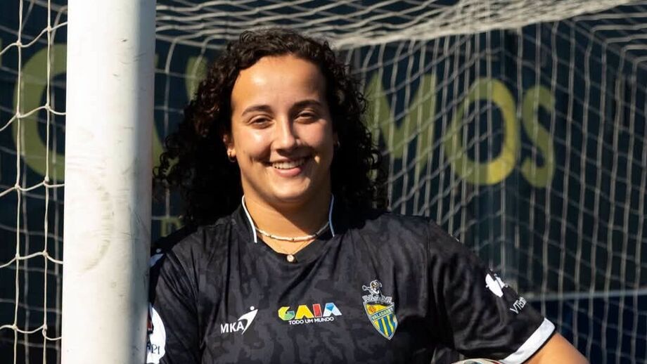 Catarina Potra assina pelo Valadares Gaia
