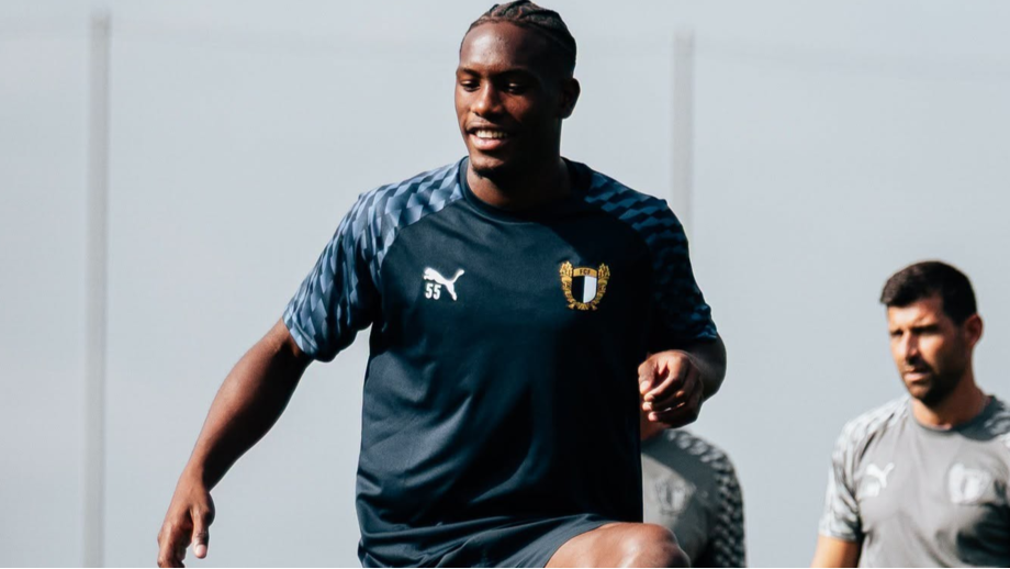 Ibrahima Ba está às ordens de Carlos Carvalhal