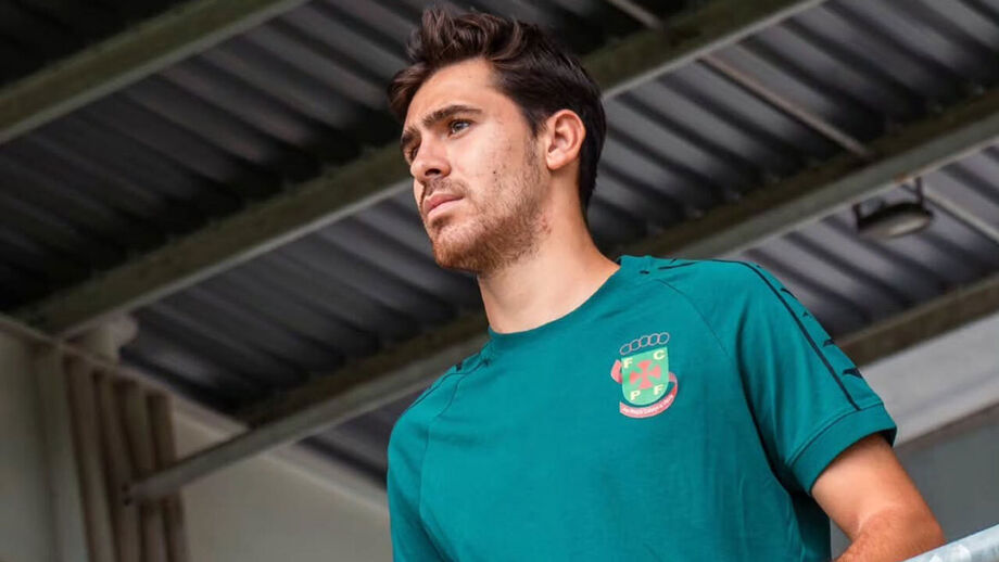 Tiago Queiroz reforça Paços de Ferreira