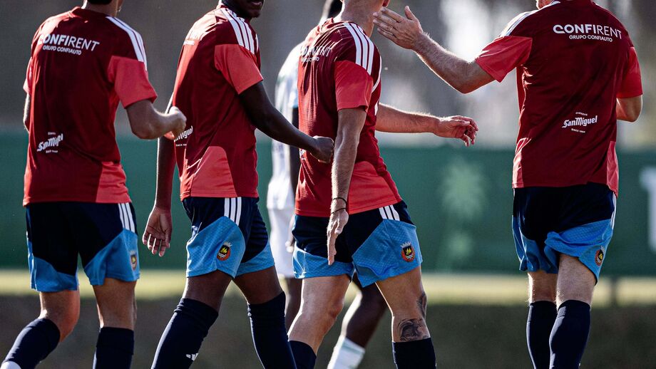 Rio Ave FC enfrenta Nottingham Forest em jogo de preparação no Algarve