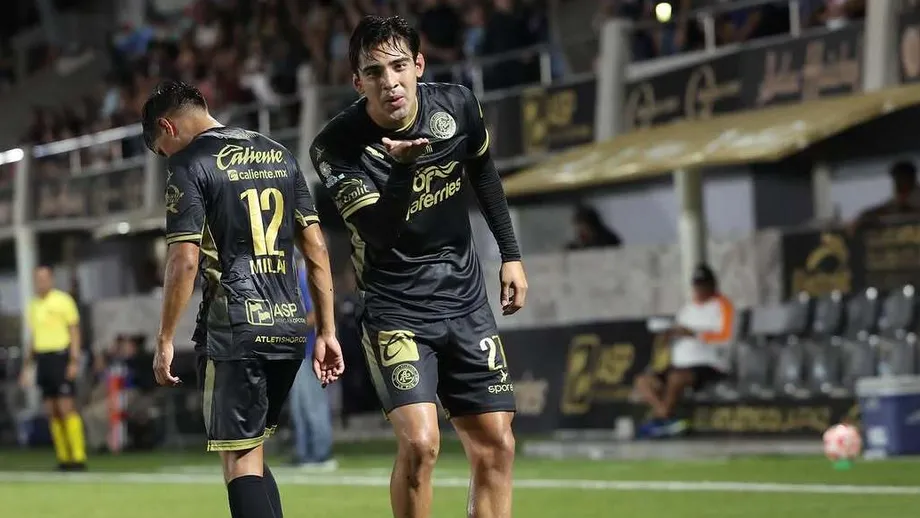 Gilberto García pertence aos quadros do CA La Paz
