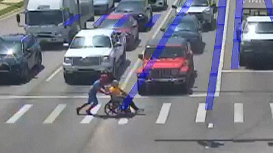 Momento tornou-se viral e percebe-se bem o motivo