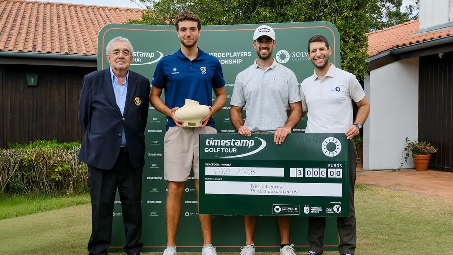 Vencedor recebe prémio