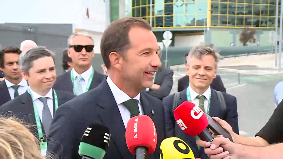 Presidente do Sporting diz que rumores "passam ao lado"