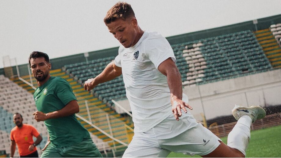 Farense vence V. Setúbal em jogo de pré-época no Estádio de São Luís