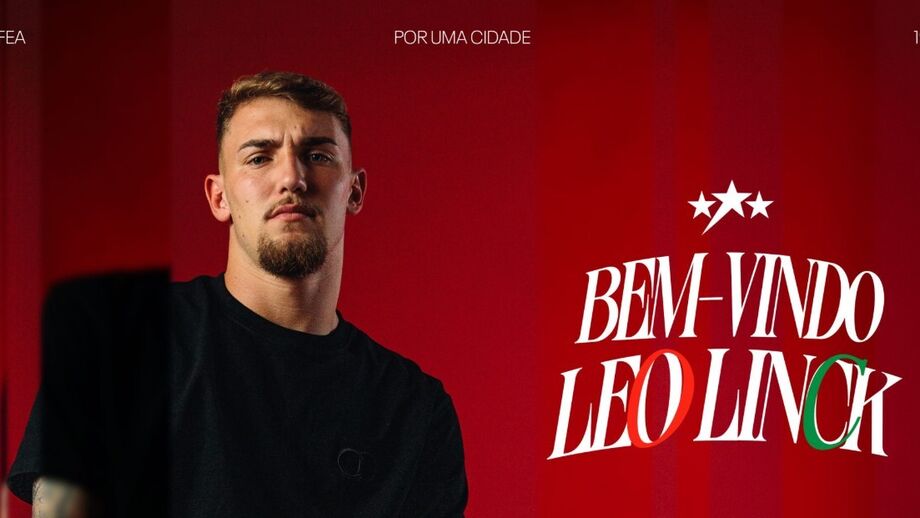 Léo Linck chega ao E. Amadora por empréstimo do Botafogo