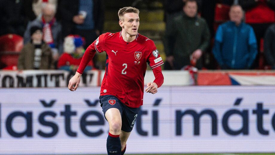 Stepan Chaloupek, defesa-central do Slavia Praga