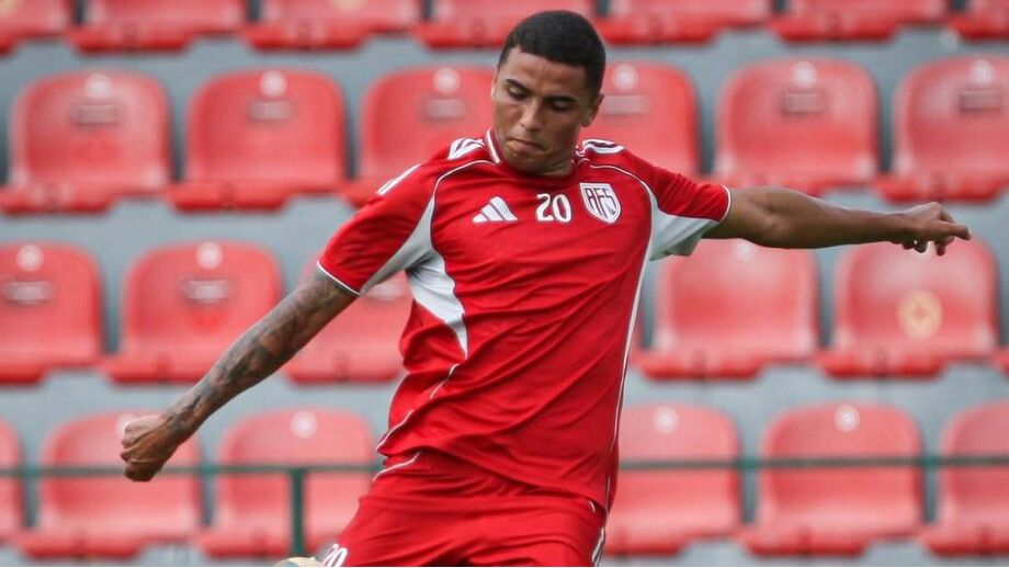 Ruan Assis em ação na pré-época do AVS SAD
