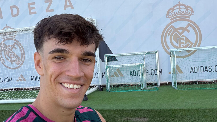 Carlos Espí, o novo avançado do Real Madrid