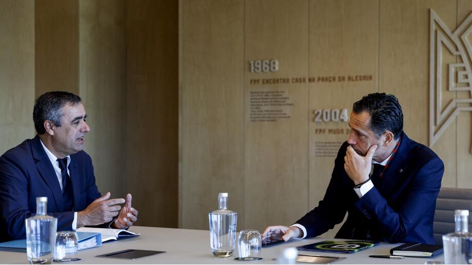 José Borges, presidente da APAF, reunido com Pedro Proença