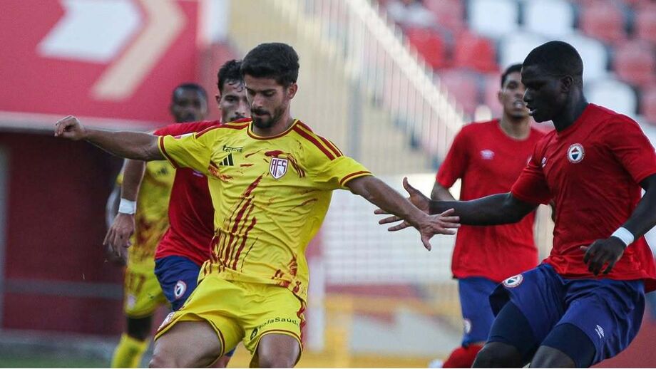 Duelo entre AVS SAD e Trofense