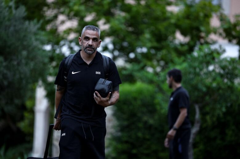 Rui Borges leva 31 jogadores para Lagos