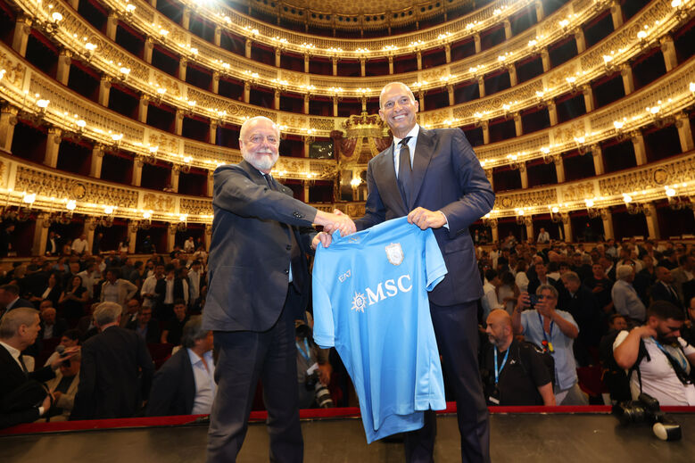 Allegri no Nápoles