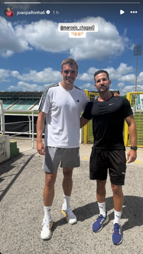 João Palhinha mostra-se a trabalhar no campo do V. Setúbal