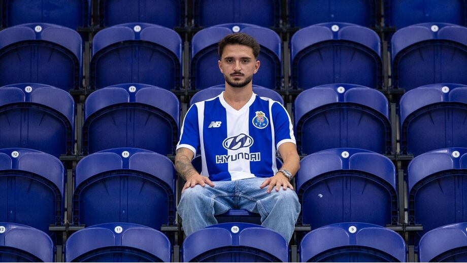 Tiago Fernandes, conhecido no futsal como Tiaguinho, é o novo reforço da equipa de futsal do FC Porto