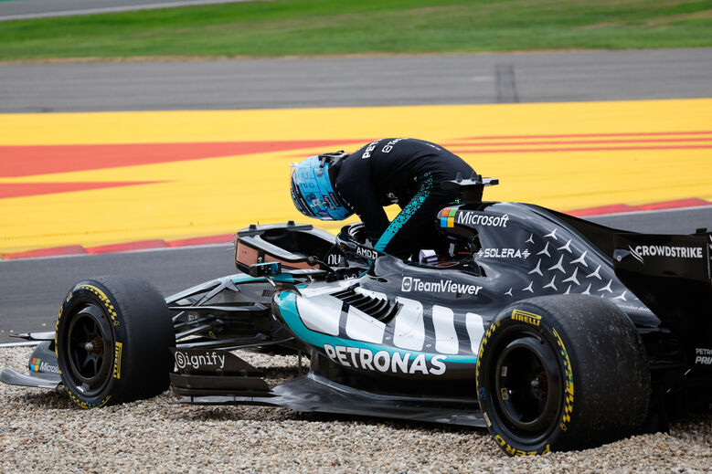 Imagens do despiste de George Russell no GP da Bélgica