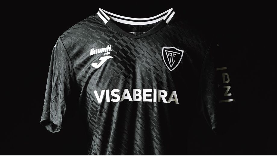 Equipamento principal do Académico para 2026/27