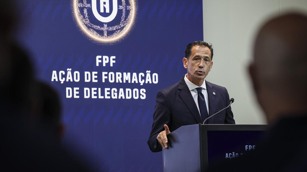 Pedro Proença justificou-se aos árbitros, pediu desculpa e aceitou exigências