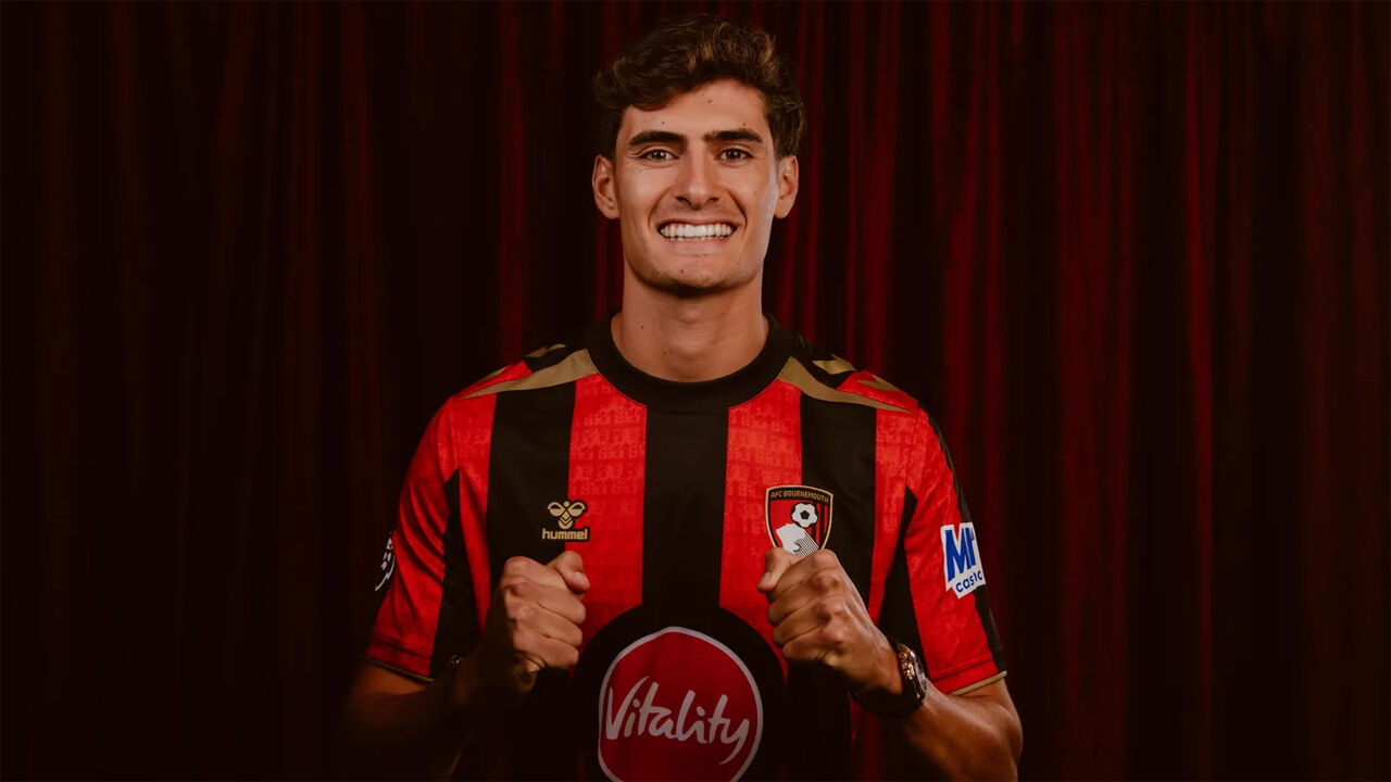 António Silva deixou o Benfica e foi oficializado no Bournemouth