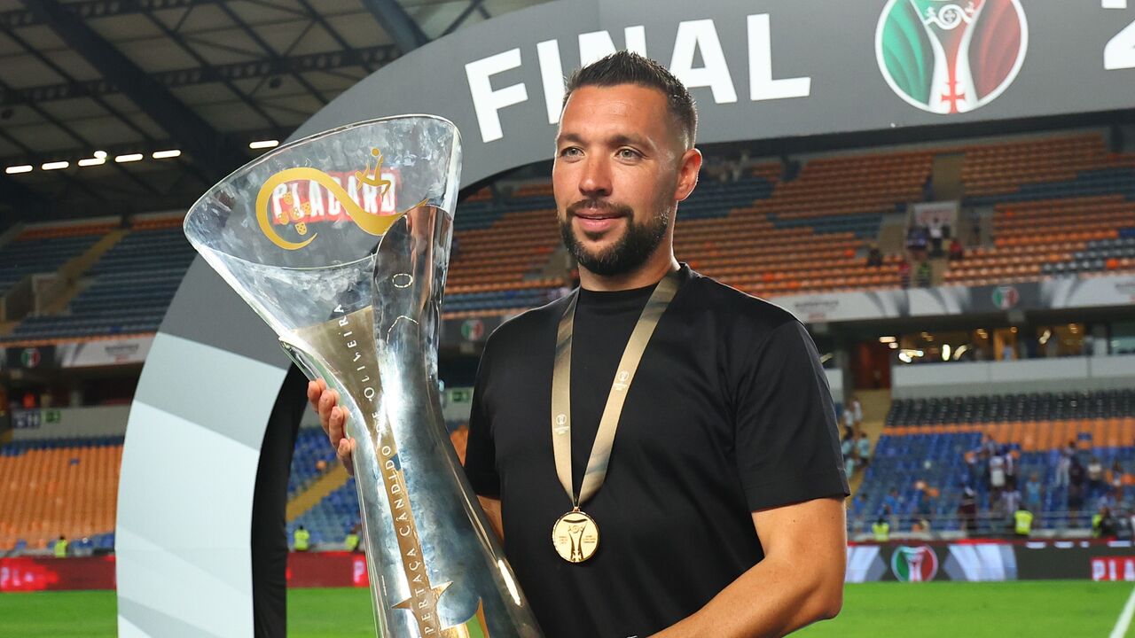 Farioli feliz com triunfo no primeiro duelo da época