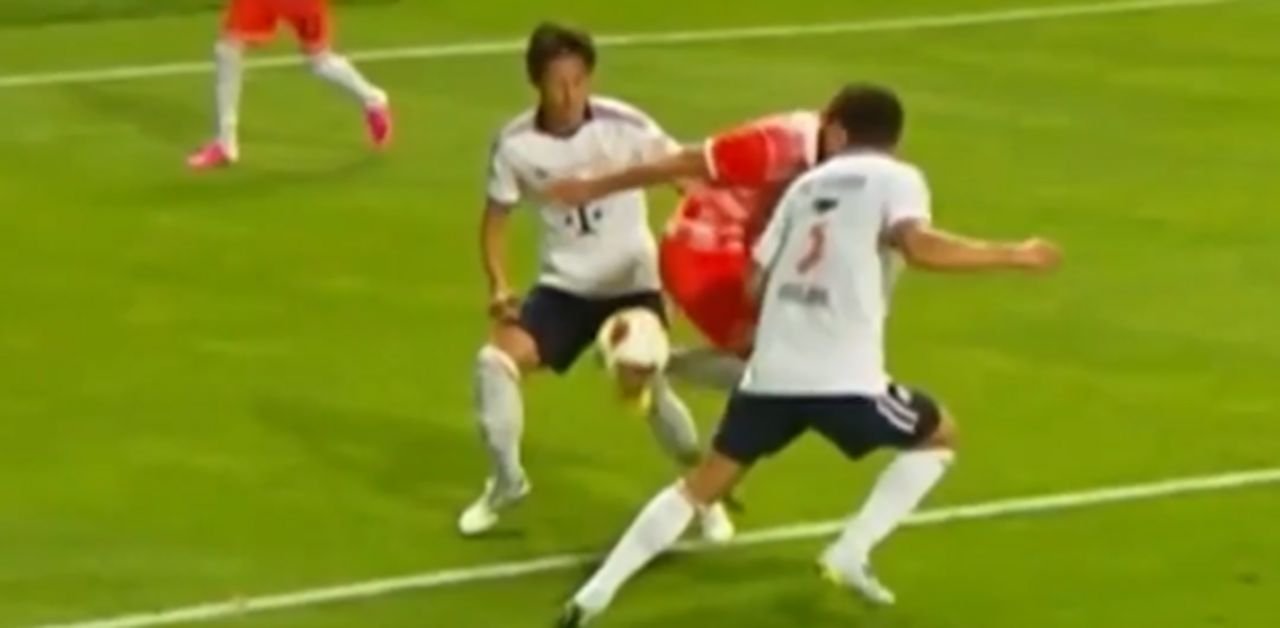 'Cabrito' de Matheus Aiás contra o Bayern Munique