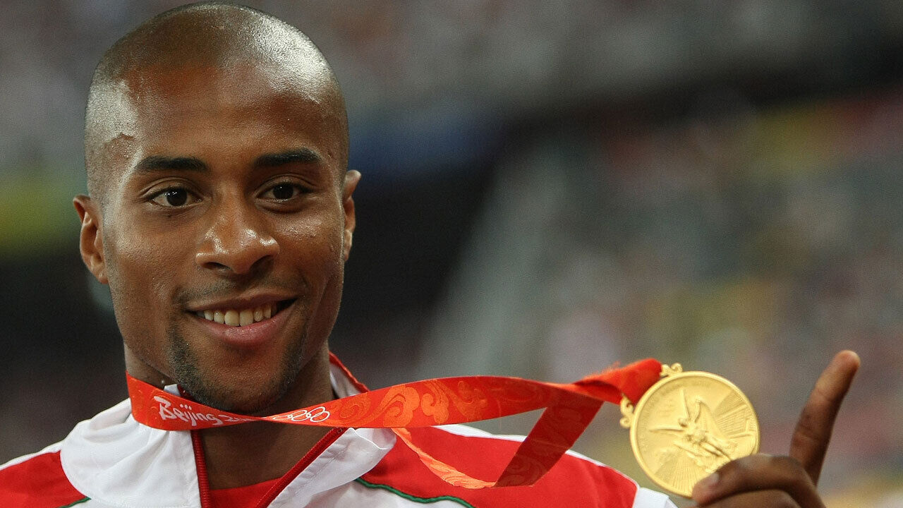 Nélson Évora conquistou a medalha de ouro nos Jogos Olímpicos de Pequim