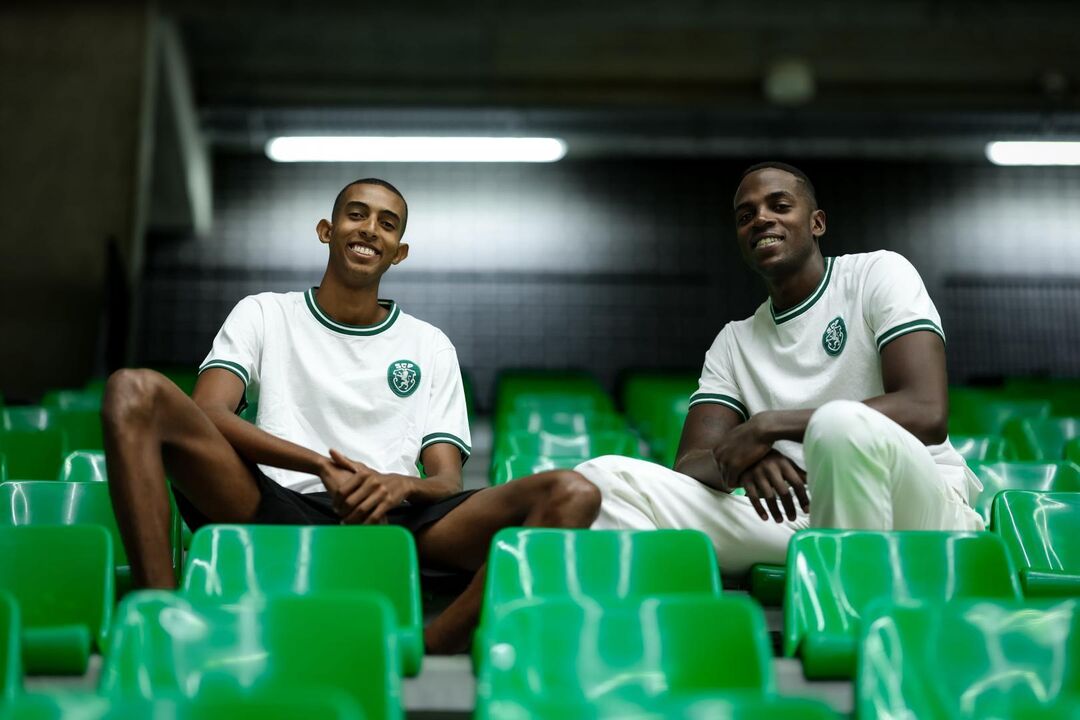  Alayo e Noslen Díaz trocam o voleibol de praia e assinam com o Sporting 