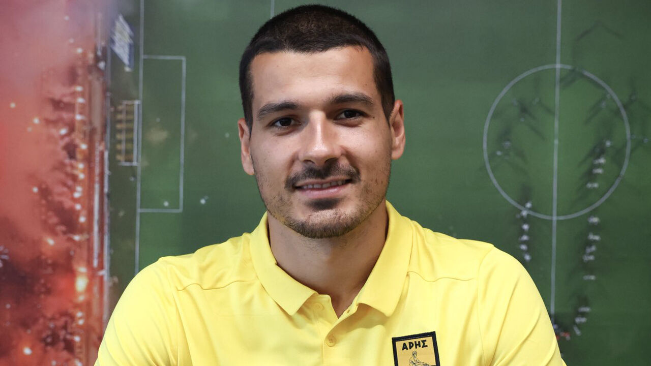 Oficial: Ricardo Velho troca Farense pelo Aris Salónica da Grécia 