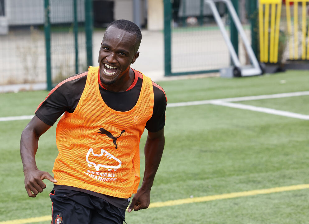 Famana Quizera: internacional guineense juntou-se ao grupo 