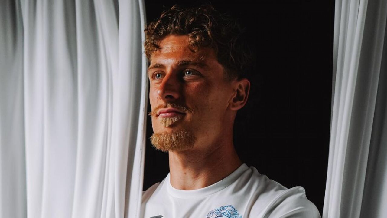 Paulinho é reforço do Académico Viseu