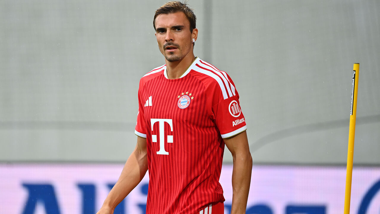 Joao PALHINHA (FC Bayern Munich), Action,Single image,cropped single motif,Half figure,half figure. Public training FC FC Bayern Munich and Family Day