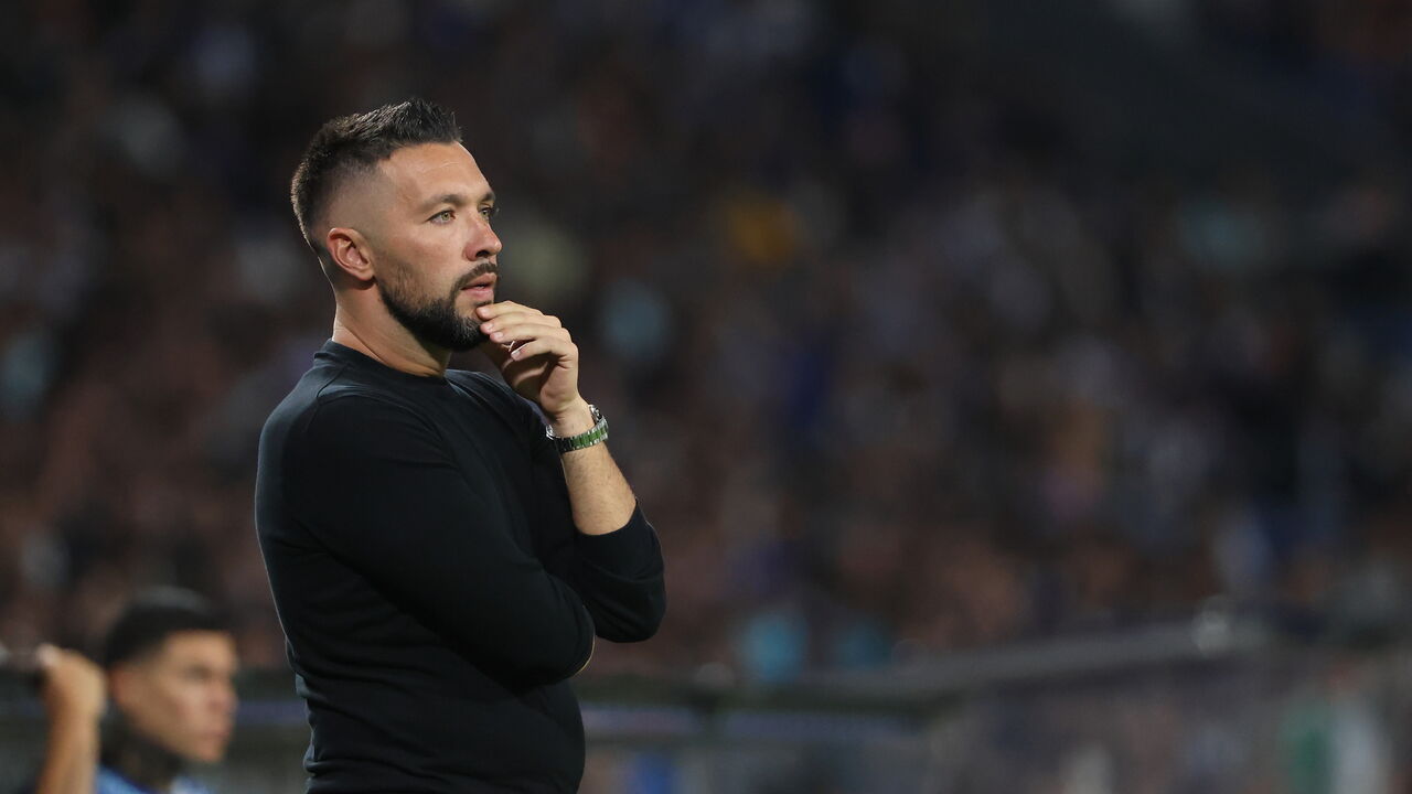 Francesco Farioli durante o jogo com o Arouca