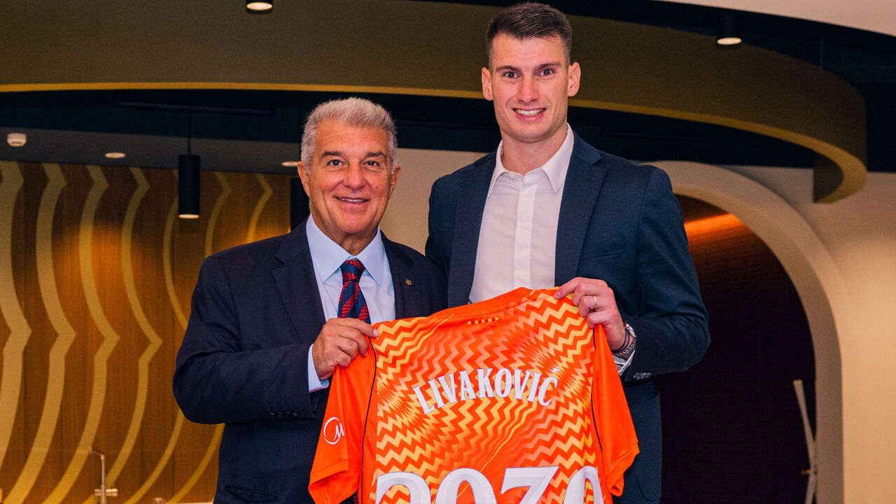Livakovic assinou até 2030 com o Barcelona