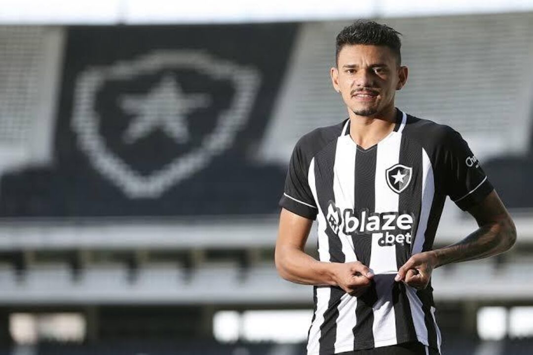 Tiquinho regressou ao Fogão