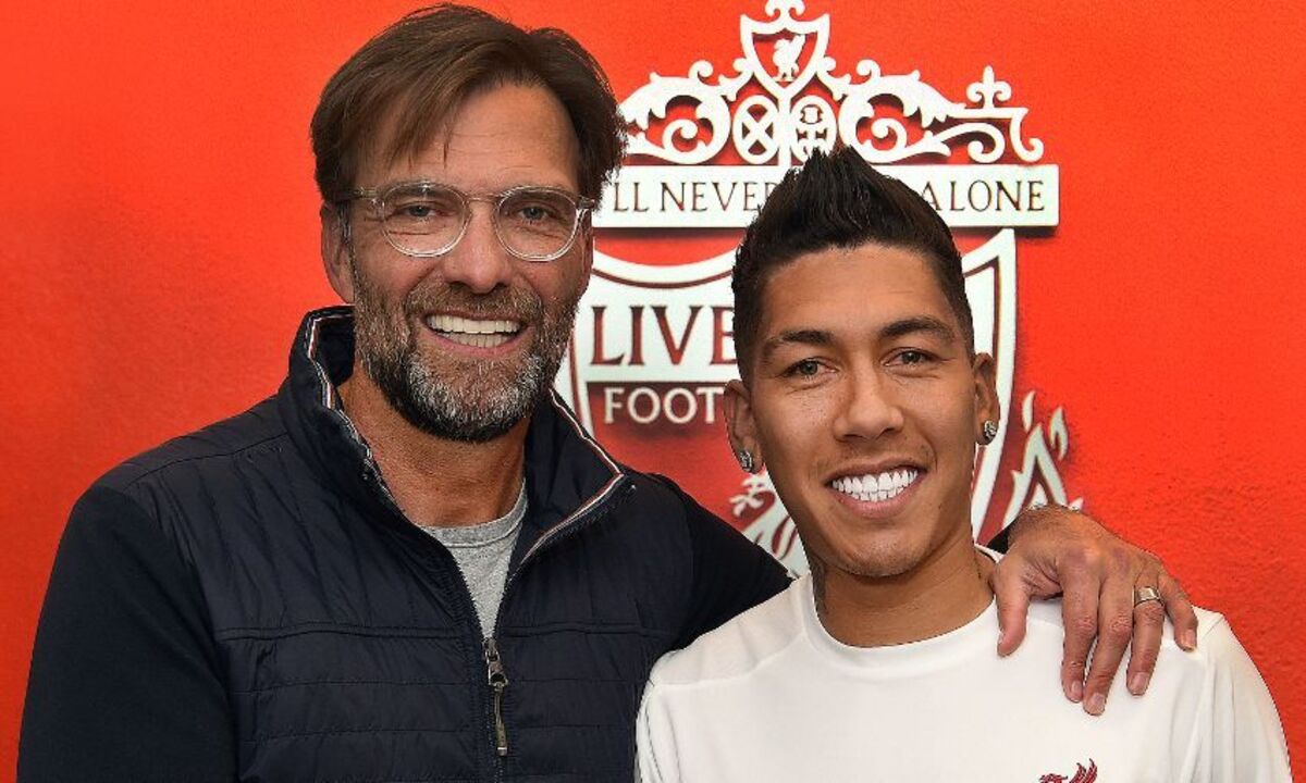 Na chegada de Firmino