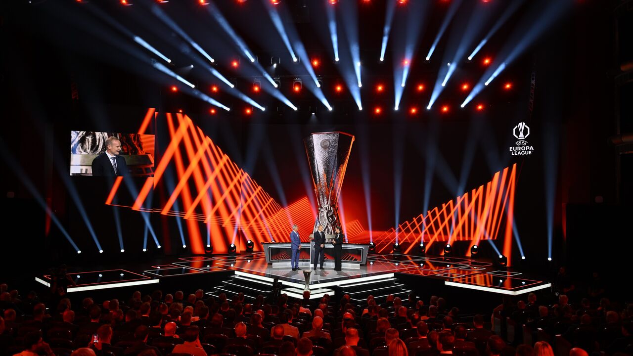 Benfica e Torreense na Liga Europa