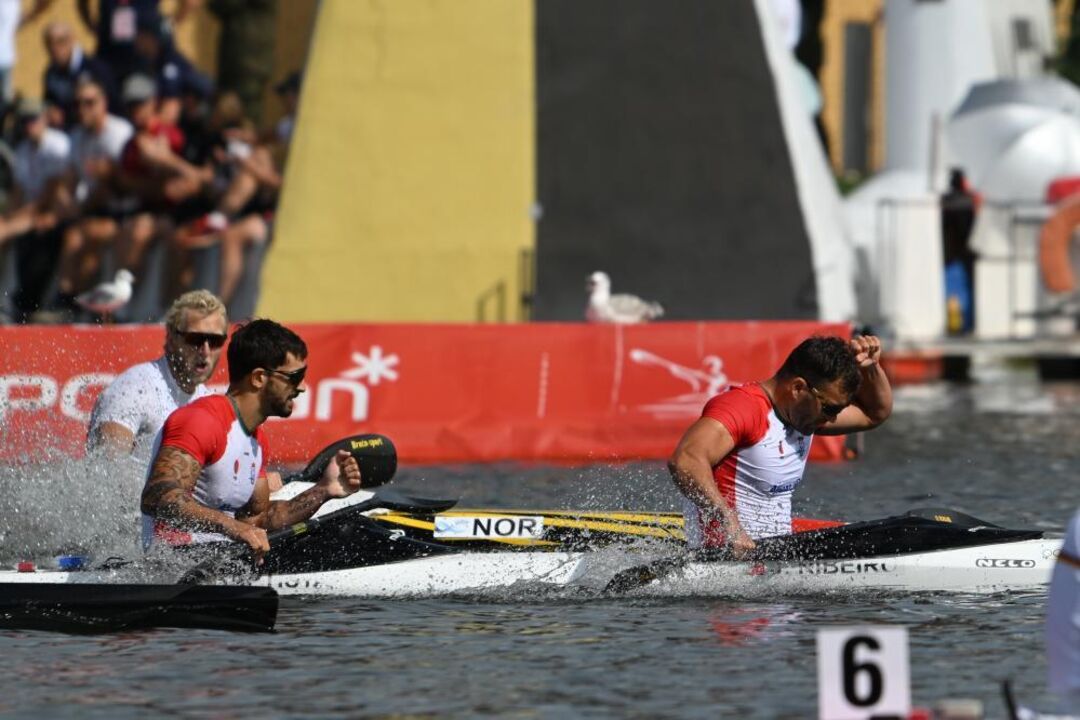 Joao Ribeiro and Messias Baptista of Portugal compete in the