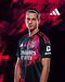 Kaminski com o novo equipamento do Benfica