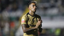 Zalazar aplaude os adeptos do Sporting após o jogo com o E. Amadora