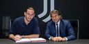Kamil Grabara chegou a Turim