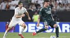 Federico Valverde em ação no jogo de preparação frente ao Ferencváros