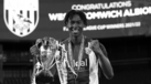 Quévin Castro celebra a vitória do West Bromwich Albion na Premier League Cup 2021/22