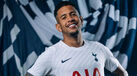 Savinho deixa Man. City e assina pelo Tottenham