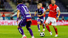 João Moutinho no jogo com o Austria Viena