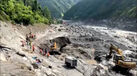 Equipas de resgate continuam buscas por sobreviventes em túneis de centrais hidroelétricas no Nepal