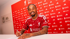 Bradley Barcola assina pelo Liverpool
