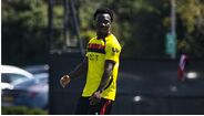 Irankunda em ação diante do Brentford