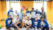Farioli e equipa técnica visitam crianças no Hospital de São João